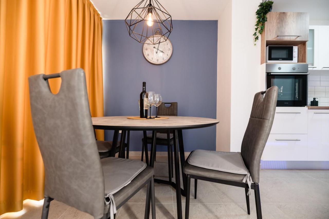 Kailani Luxury Central 3 Bedroom, 3 Bathroom Apartment With A Sunny Balcony Zadar Exterior foto